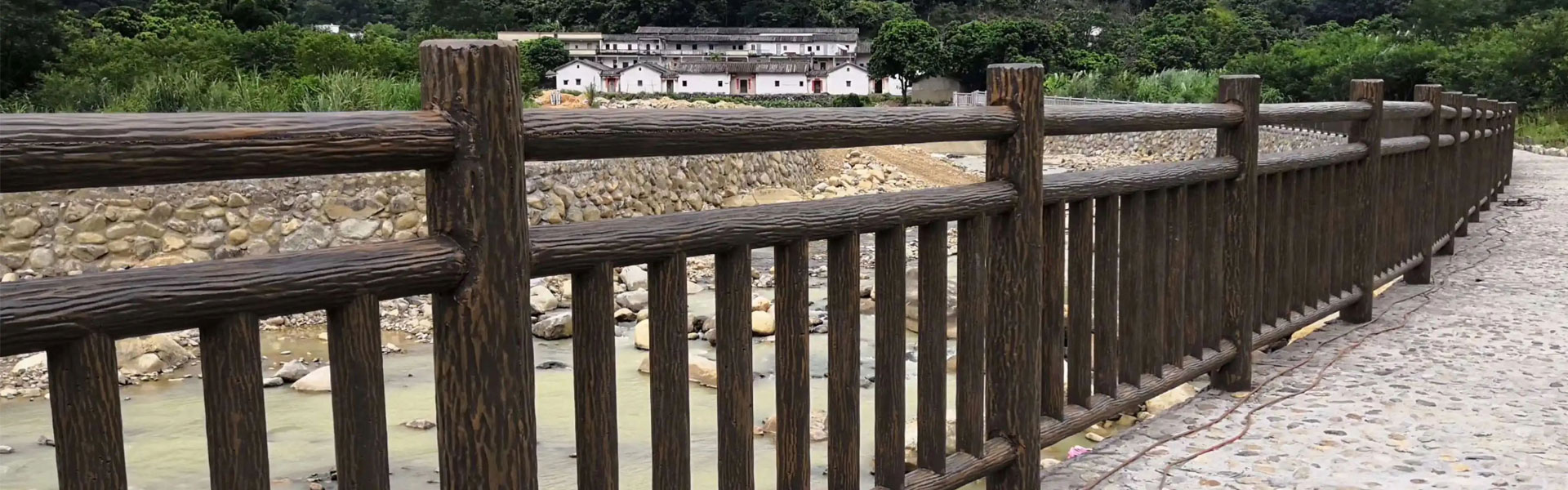 九天藝術(shù)仿木欄桿