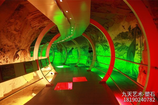 西陜博物館時(shí)空隧道展廳仿真巖層化石埋藏景觀(guān)